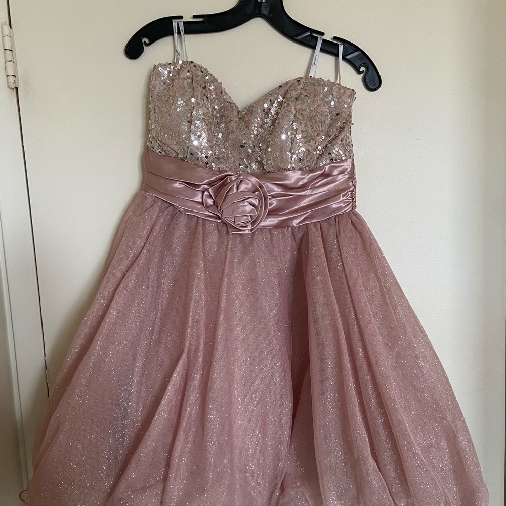 Elegant Pink Sequin Junior Prom Dress